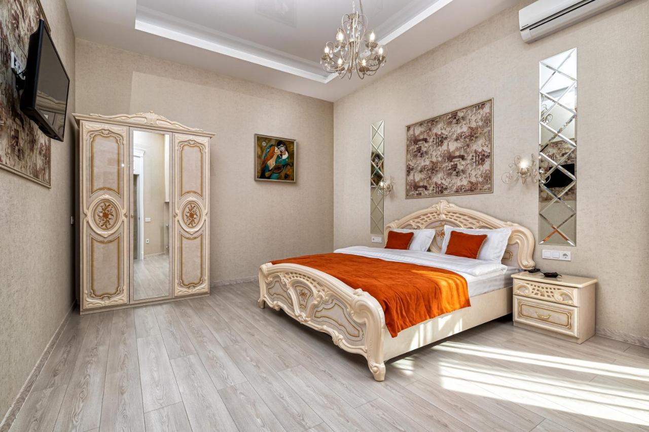 2 Bedroom Apartment Tykha Street City Center With Parking Place 리비프 외부 사진